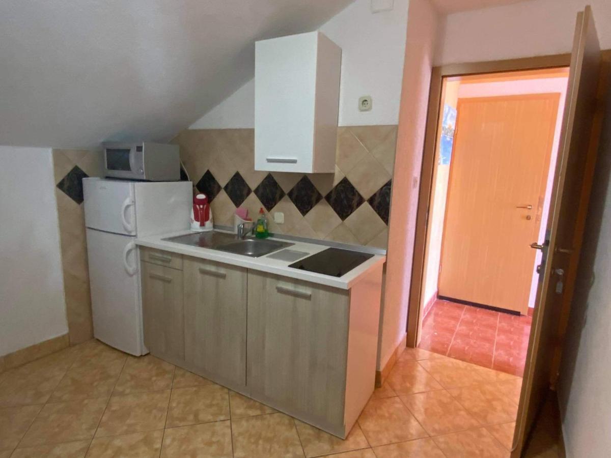 Apartments Villa Marija Gornji Karin Kültér fotó
