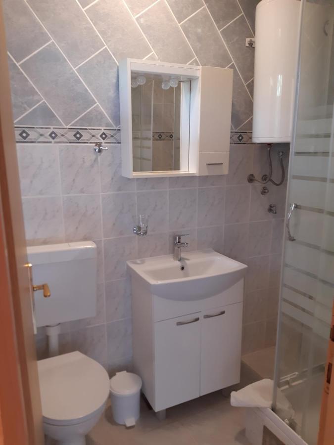 Apartments Villa Marija Gornji Karin Kültér fotó